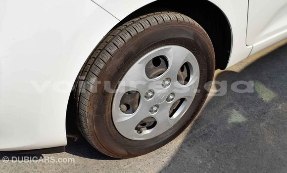 Acheter Import Voiture Kia Picanto Blanc à Import - Dubai, Estuaire Acheter Import Voiture Kia Picanto Blanc à Import - Dubai, Estuaire