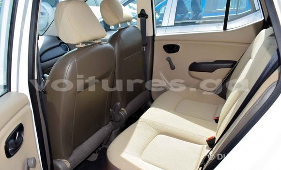 Acheter Import Voiture Hyundai i10 Blanc à Import - Dubai, Estuaire Acheter Import Voiture Hyundai i10 Blanc à Import - Dubai, Estuaire