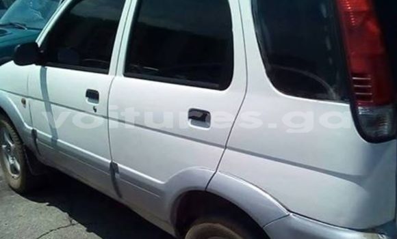 Acheter Occasion Voiture Daihatsu Terios Blanc à Libreville, Estuaire Acheter Occasion Voiture Daihatsu Terios Blanc à Libreville, Estuaire