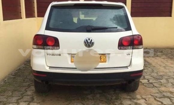 Acheter Occasion Voiture Volkswagen Touareg Blanc à Libreville, Estuaire Acheter Occasion Voiture Volkswagen Touareg Blanc à Libreville, Estuaire