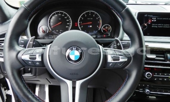 Sayi Na hannu BMW X6 White Mota in Libreville a estuary Sayi Na hannu BMW X6 White Mota in Libreville a estuary