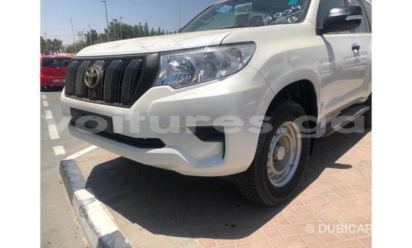 Acheter Import Voiture Toyota Prado Blanc à Import - Dubai, Estuaire Acheter Import Voiture Toyota Prado Blanc à Import - Dubai, Estuaire