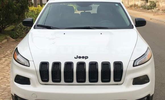 Acheter Occasion Voiture Jeep Cherokee Blanc à Libreville, Estuaire