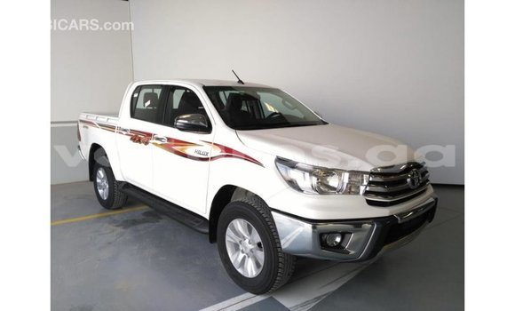 Acheter Import Voiture Toyota Hilux Blanc à Import - Dubai, Estuaire Acheter Import Voiture Toyota Hilux Blanc à Import - Dubai, Estuaire