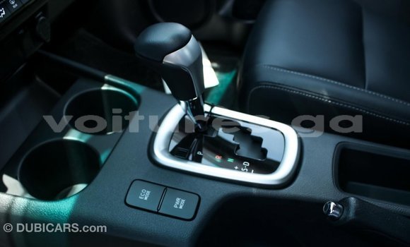 Acheter Import Voiture Toyota Hilux Noir à Import - Dubai, Estuaire Acheter Import Voiture Toyota Hilux Noir à Import - Dubai, Estuaire