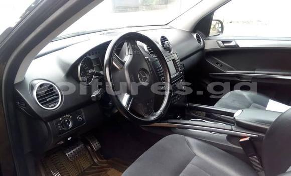 Sayi Na hannu Mercedes-Benz ML–Class Black Mota in Libreville a estuary Sayi Na hannu Mercedes-Benz ML–Class Black Mota in Libreville a estuary