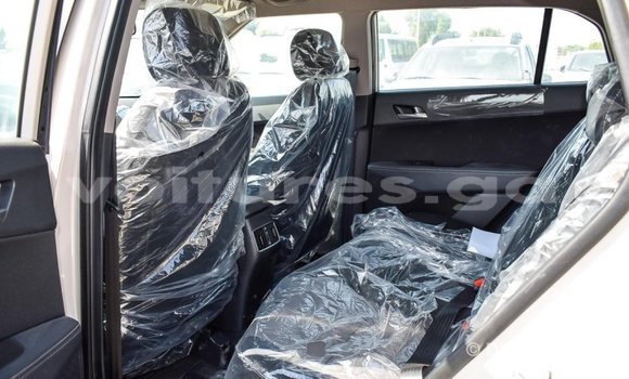 Acheter Import Voiture Hyundai Creta Beige à Import - Dubai, Estuaire Acheter Import Voiture Hyundai Creta Beige à Import - Dubai, Estuaire