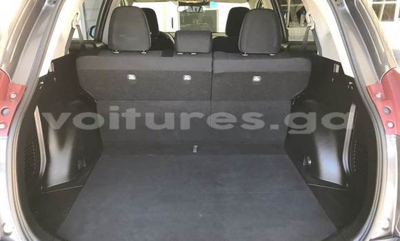 Sayi Na hannu Toyota RAV4 M Mota in Libreville a estuary Sayi Na hannu Toyota RAV4 M Mota in Libreville a estuary