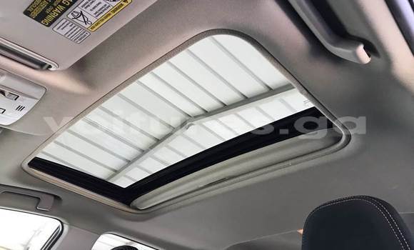 Sayi Na hannu Toyota RAV4 M Mota in Libreville a estuary Sayi Na hannu Toyota RAV4 M Mota in Libreville a estuary