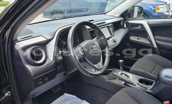 Sayi Na hannu Toyota RAV4 M Mota in Libreville a estuary Sayi Na hannu Toyota RAV4 M Mota in Libreville a estuary