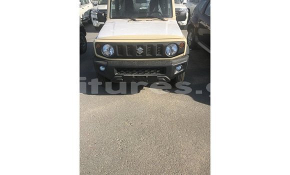Acheter Import Voiture Suzuki Jimny Beige à Import - Dubai, Estuaire