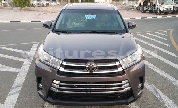 Sayi Imported Toyota Highlander Sauran Mota in Import - Dubai a estuary Sayi Imported Toyota Highlander Sauran Mota in Import - Dubai a estuary