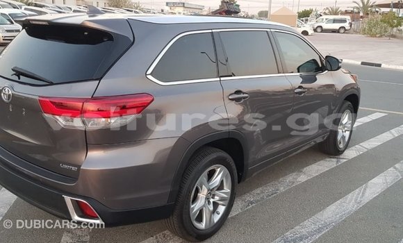 Sayi Imported Toyota Highlander Sauran Mota in Import - Dubai a estuary Sayi Imported Toyota Highlander Sauran Mota in Import - Dubai a estuary