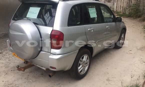 Acheter Occasion Voiture Toyota RAV4 Gris à Port–Gentil, Ogooué-Maritime Acheter Occasion Voiture Toyota RAV4 Gris à Port–Gentil, Ogooué-Maritime