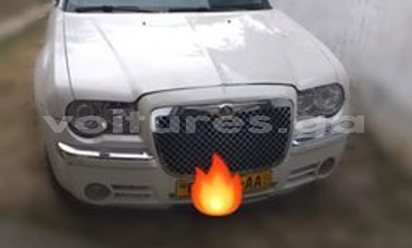 Acheter Occasion Voiture Chrysler 300 Blanc à Libreville, Estuaire