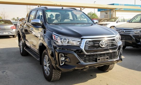 Acheter Import Voiture Toyota Hilux Noir à Import - Dubai, Estuaire Acheter Import Voiture Toyota Hilux Noir à Import - Dubai, Estuaire