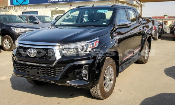 Acheter Import Voiture Toyota Hilux Noir à Import - Dubai, Estuaire Acheter Import Voiture Toyota Hilux Noir à Import - Dubai, Estuaire
