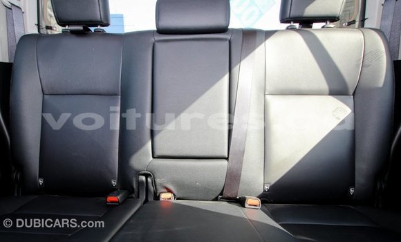 Acheter Import Voiture Toyota Hilux Noir à Import - Dubai, Estuaire Acheter Import Voiture Toyota Hilux Noir à Import - Dubai, Estuaire