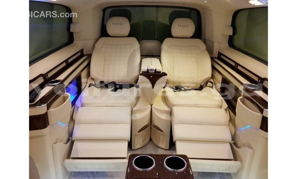 Acheter Import Voiture Mercedes-Benz 250 Noir à Import - Dubai, Estuaire Acheter Import Voiture Mercedes-Benz 250 Noir à Import - Dubai, Estuaire