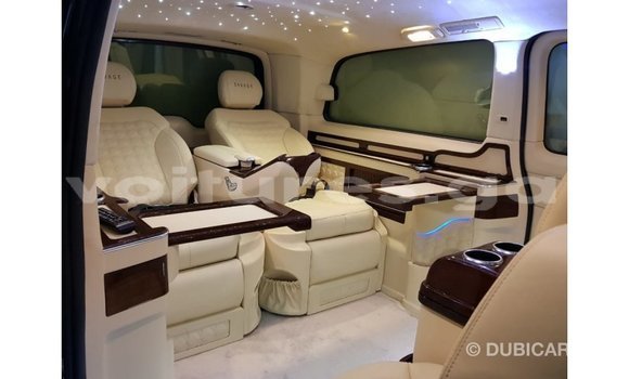 Acheter Import Voiture Mercedes-Benz 250 Noir à Import - Dubai, Estuaire Acheter Import Voiture Mercedes-Benz 250 Noir à Import - Dubai, Estuaire