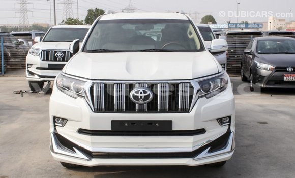 Acheter Import Voiture Toyota Prado Blanc à Import - Dubai, Estuaire Acheter Import Voiture Toyota Prado Blanc à Import - Dubai, Estuaire