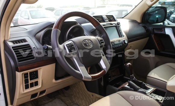 Acheter Import Voiture Toyota Prado Blanc à Import - Dubai, Estuaire Acheter Import Voiture Toyota Prado Blanc à Import - Dubai, Estuaire