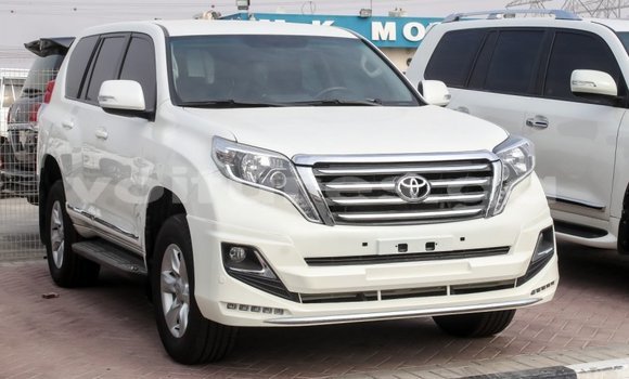 Acheter Import Voiture Toyota Prado Blanc à Import - Dubai, Estuaire Acheter Import Voiture Toyota Prado Blanc à Import - Dubai, Estuaire