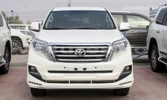 Acheter Import Voiture Toyota Prado Blanc à Import - Dubai, Estuaire Acheter Import Voiture Toyota Prado Blanc à Import - Dubai, Estuaire