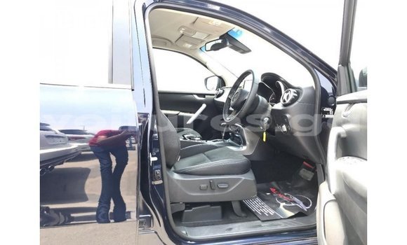 Acheter Import Voiture Mercedes-Benz 250 Bleu à Import - Dubai, Estuaire Acheter Import Voiture Mercedes-Benz 250 Bleu à Import - Dubai, Estuaire