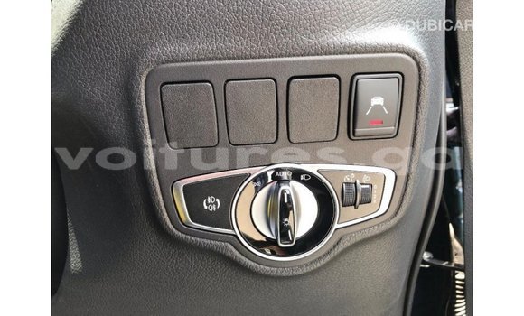 Acheter Import Voiture Mercedes-Benz 250 Bleu à Import - Dubai, Estuaire Acheter Import Voiture Mercedes-Benz 250 Bleu à Import - Dubai, Estuaire