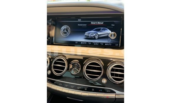 Acheter Import Voiture Mercedes-Benz 190 Blanc à Import - Dubai, Estuaire Acheter Import Voiture Mercedes-Benz 190 Blanc à Import - Dubai, Estuaire