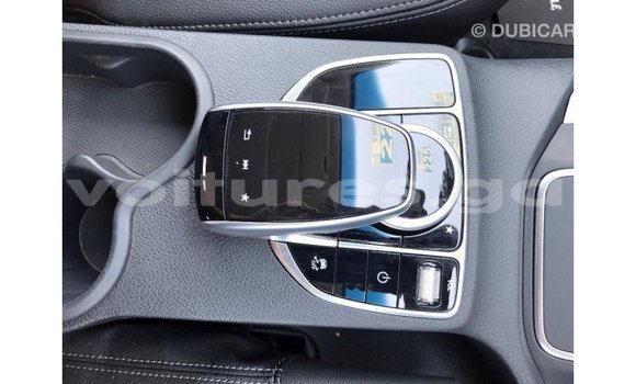 Acheter Import Voiture Mercedes-Benz 250 Rouge à Import - Dubai, Estuaire Acheter Import Voiture Mercedes-Benz 250 Rouge à Import - Dubai, Estuaire