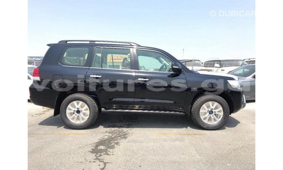 Acheter Import Voiture Toyota Land Cruiser Noir à Import - Dubai, Estuaire Acheter Import Voiture Toyota Land Cruiser Noir à Import - Dubai, Estuaire