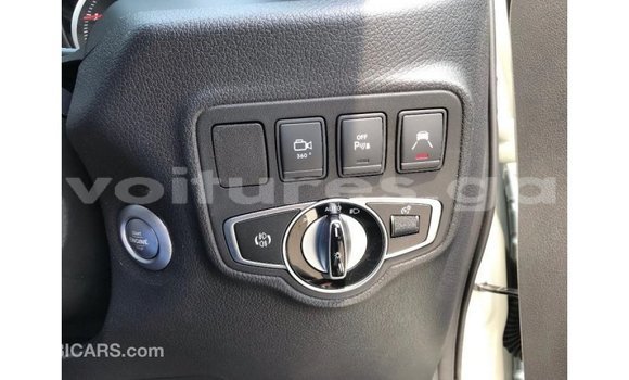 Acheter Import Voiture Mercedes-Benz 250 Blanc à Import - Dubai, Estuaire Acheter Import Voiture Mercedes-Benz 250 Blanc à Import - Dubai, Estuaire