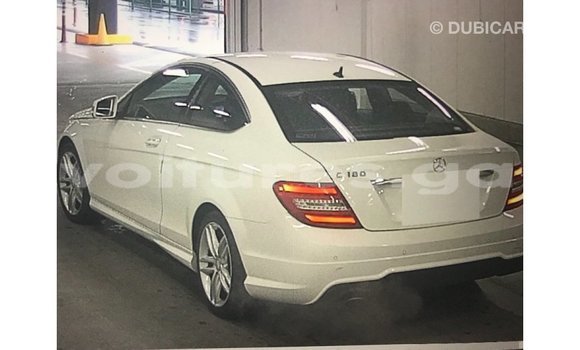 Sayi Imported Mercedes-Benz 190 White Mota in Import - Dubai a estuary Sayi Imported Mercedes-Benz 190 White Mota in Import - Dubai a estuary