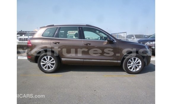 Buy Import Volkswagen Touareg Brown Car in Import - Dubai in Estuary Buy Import Volkswagen Touareg Brown Car in Import - Dubai in Estuary