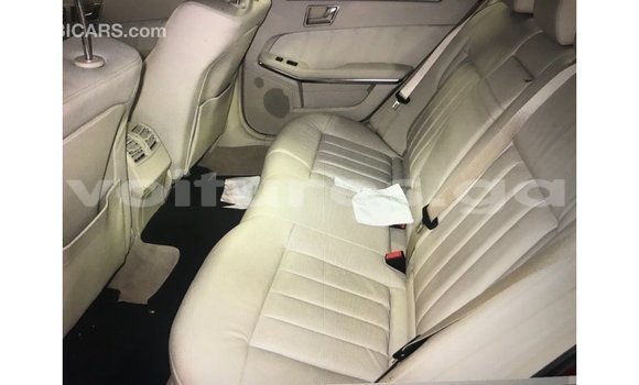 Buy Import Mercedes-Benz 190 Other Car in Import - Dubai in Estuary Buy Import Mercedes-Benz 190 Other Car in Import - Dubai in Estuary