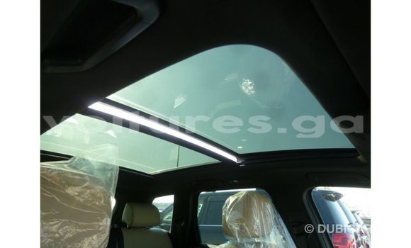Sayi Imported Volkswagen Touareg White Mota in Import - Dubai a estuary Sayi Imported Volkswagen Touareg White Mota in Import - Dubai a estuary