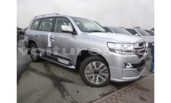 Sayi Imported Toyota Land Cruiser Sauran Mota in Import - Dubai a estuary Sayi Imported Toyota Land Cruiser Sauran Mota in Import - Dubai a estuary