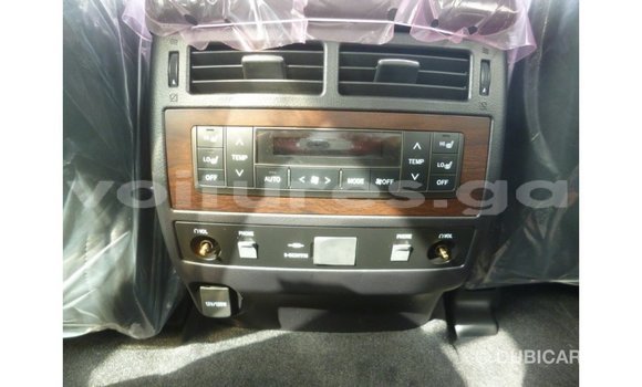 Sayi Imported Toyota Land Cruiser Sauran Mota in Import - Dubai a estuary Sayi Imported Toyota Land Cruiser Sauran Mota in Import - Dubai a estuary