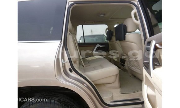 Sayi Imported Toyota Land Cruiser Sauran Mota in Import - Dubai a estuary Sayi Imported Toyota Land Cruiser Sauran Mota in Import - Dubai a estuary