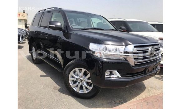 Acheter Import Voiture Toyota Land Cruiser Noir à Import - Dubai, Estuaire Acheter Import Voiture Toyota Land Cruiser Noir à Import - Dubai, Estuaire