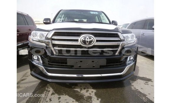 Acheter Import Voiture Toyota Land Cruiser Noir à Import - Dubai, Estuaire Acheter Import Voiture Toyota Land Cruiser Noir à Import - Dubai, Estuaire