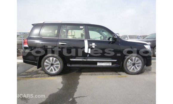 Acheter Import Voiture Toyota Land Cruiser Noir à Import - Dubai, Estuaire Acheter Import Voiture Toyota Land Cruiser Noir à Import - Dubai, Estuaire