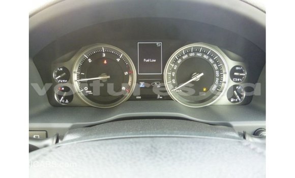 Acheter Import Voiture Toyota Land Cruiser Noir à Import - Dubai, Estuaire Acheter Import Voiture Toyota Land Cruiser Noir à Import - Dubai, Estuaire