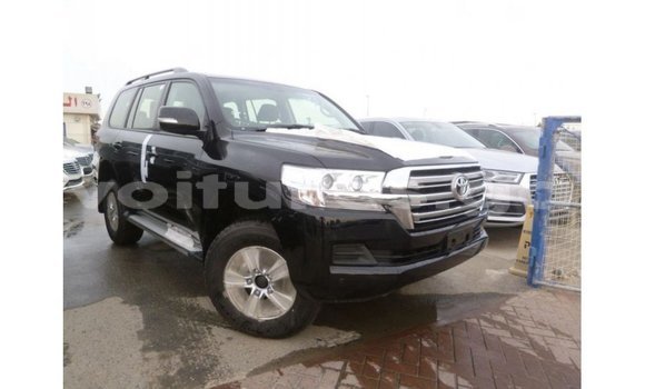 Acheter Import Voiture Toyota Land Cruiser Noir à Import - Dubai, Estuaire Acheter Import Voiture Toyota Land Cruiser Noir à Import - Dubai, Estuaire