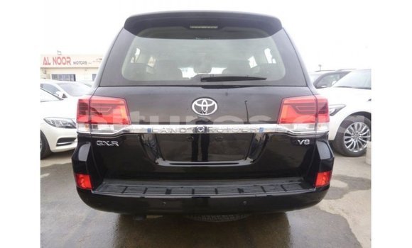 Acheter Import Voiture Toyota Land Cruiser Noir à Import - Dubai, Estuaire Acheter Import Voiture Toyota Land Cruiser Noir à Import - Dubai, Estuaire