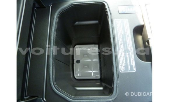 Acheter Import Voiture Lexus LX Noir à Import - Dubai, Estuaire Acheter Import Voiture Lexus LX Noir à Import - Dubai, Estuaire