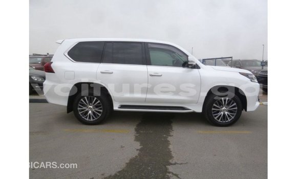 Buy Import Lexus LX White Car in Import - Dubai in Estuary Buy Import Lexus LX White Car in Import - Dubai in Estuary