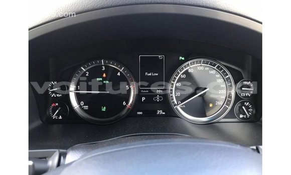 Acheter Import Voiture Lexus LX Noir à Import - Dubai, Estuaire Acheter Import Voiture Lexus LX Noir à Import - Dubai, Estuaire